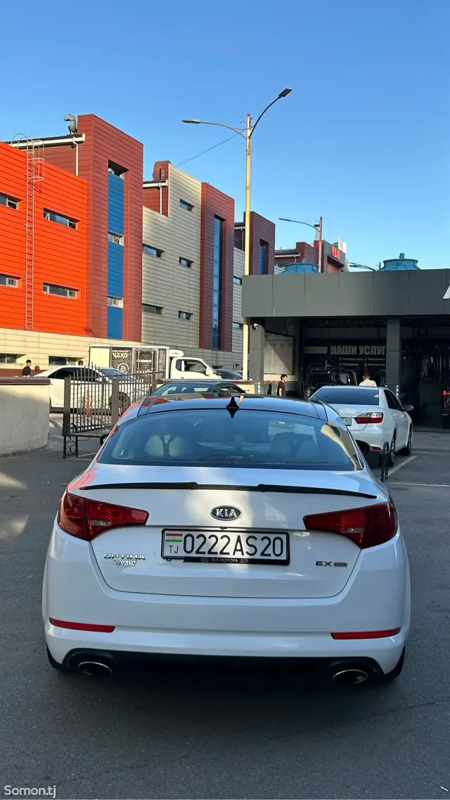 Kia K5 2012 · 2.4 AT