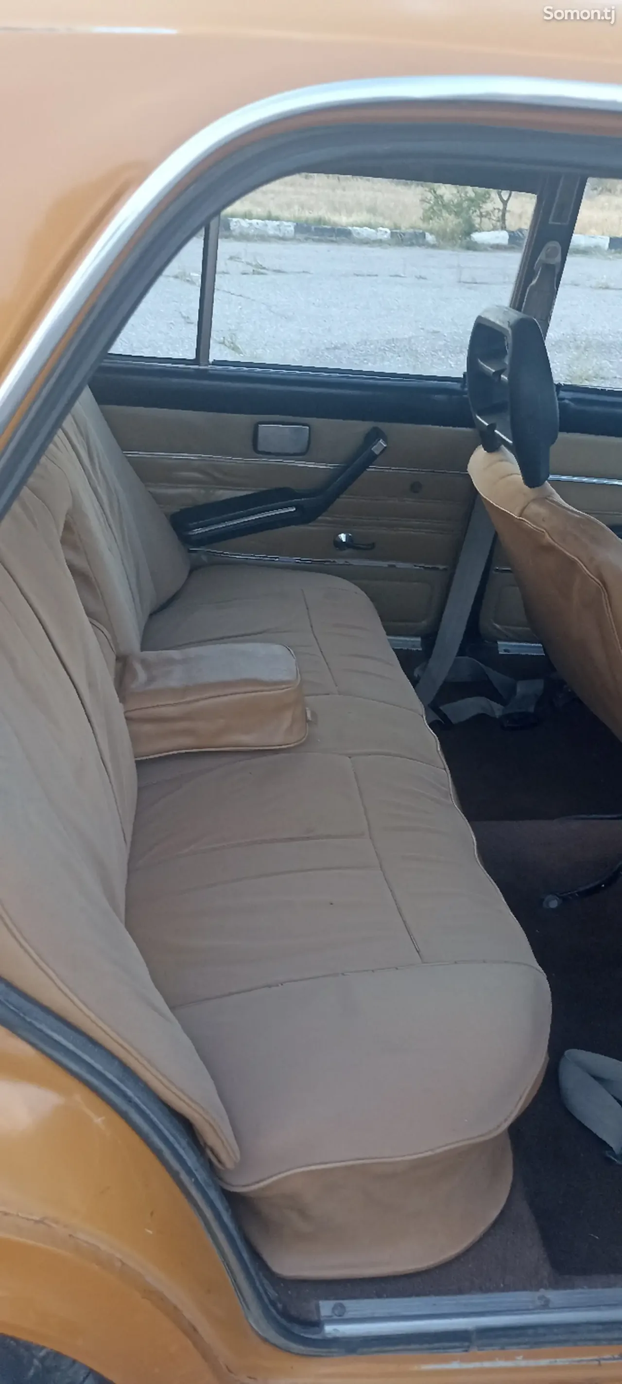 Lada (ВАЗ) 2106 1982 · 1.3 MT