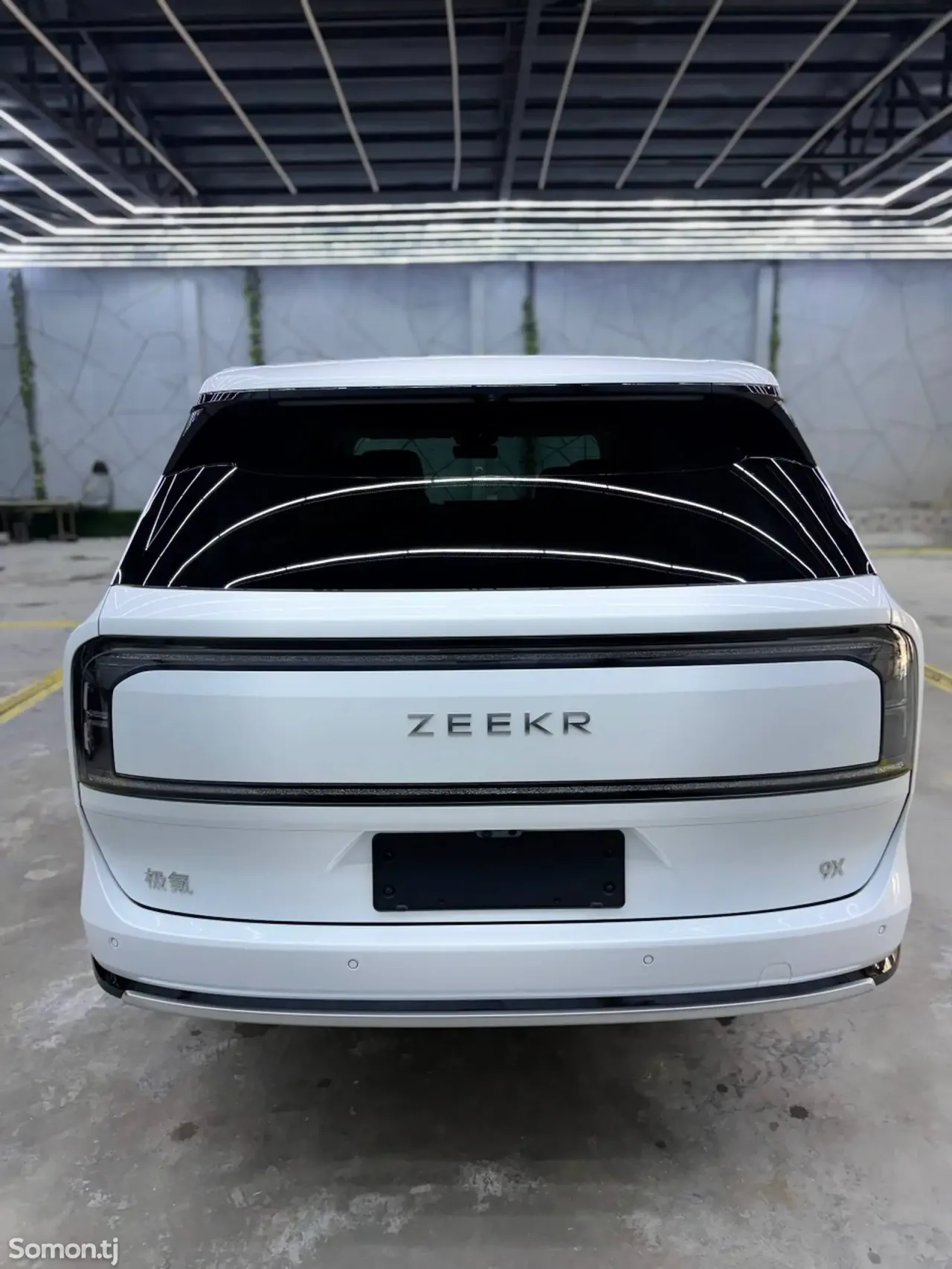 Zeekr X 2025 · 2.0 AT