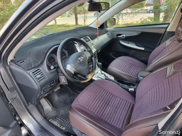 Toyota Corolla 2010 · 1.8 AT