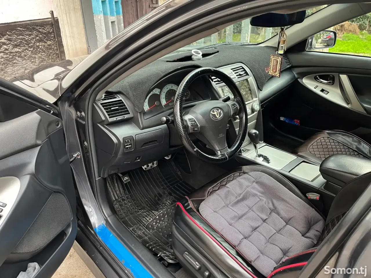 Toyota Camry 2011 · 2.5 AT
