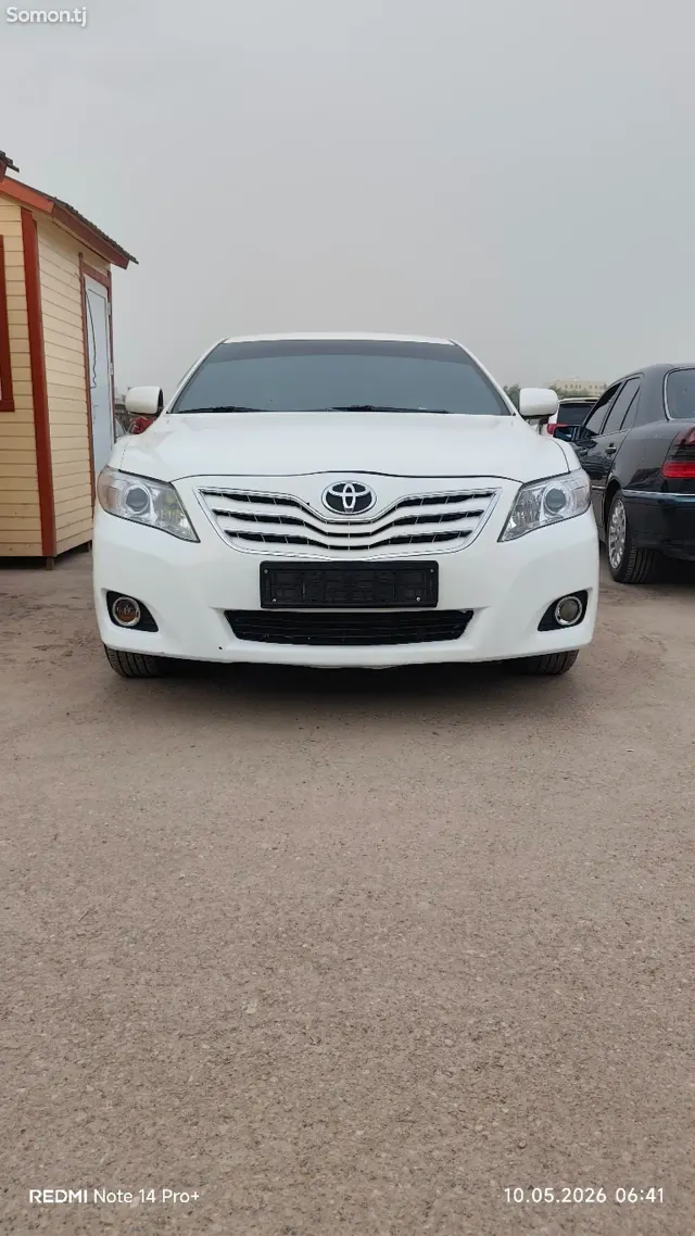 Toyota Camry 2007 · 2.4 AT