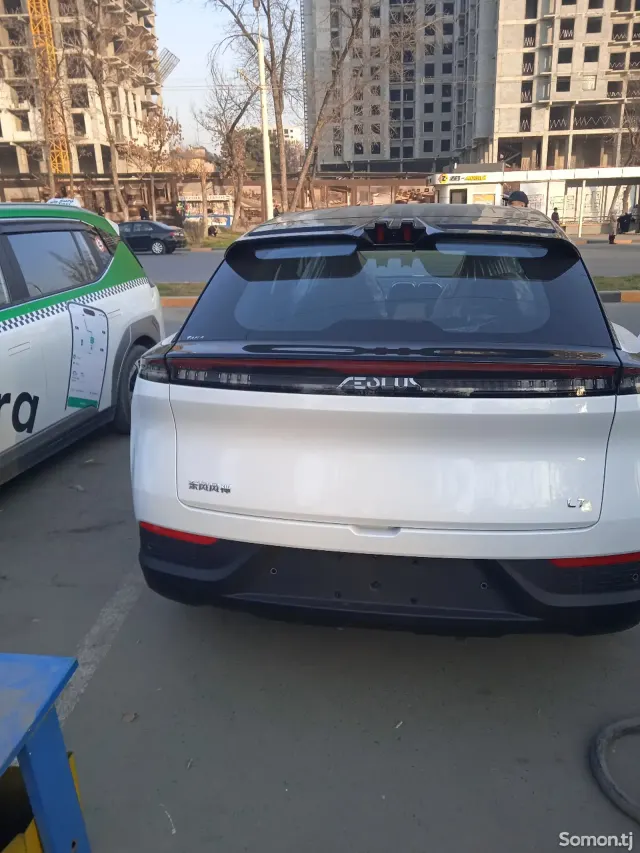 Dongfeng L7 2025 · AT