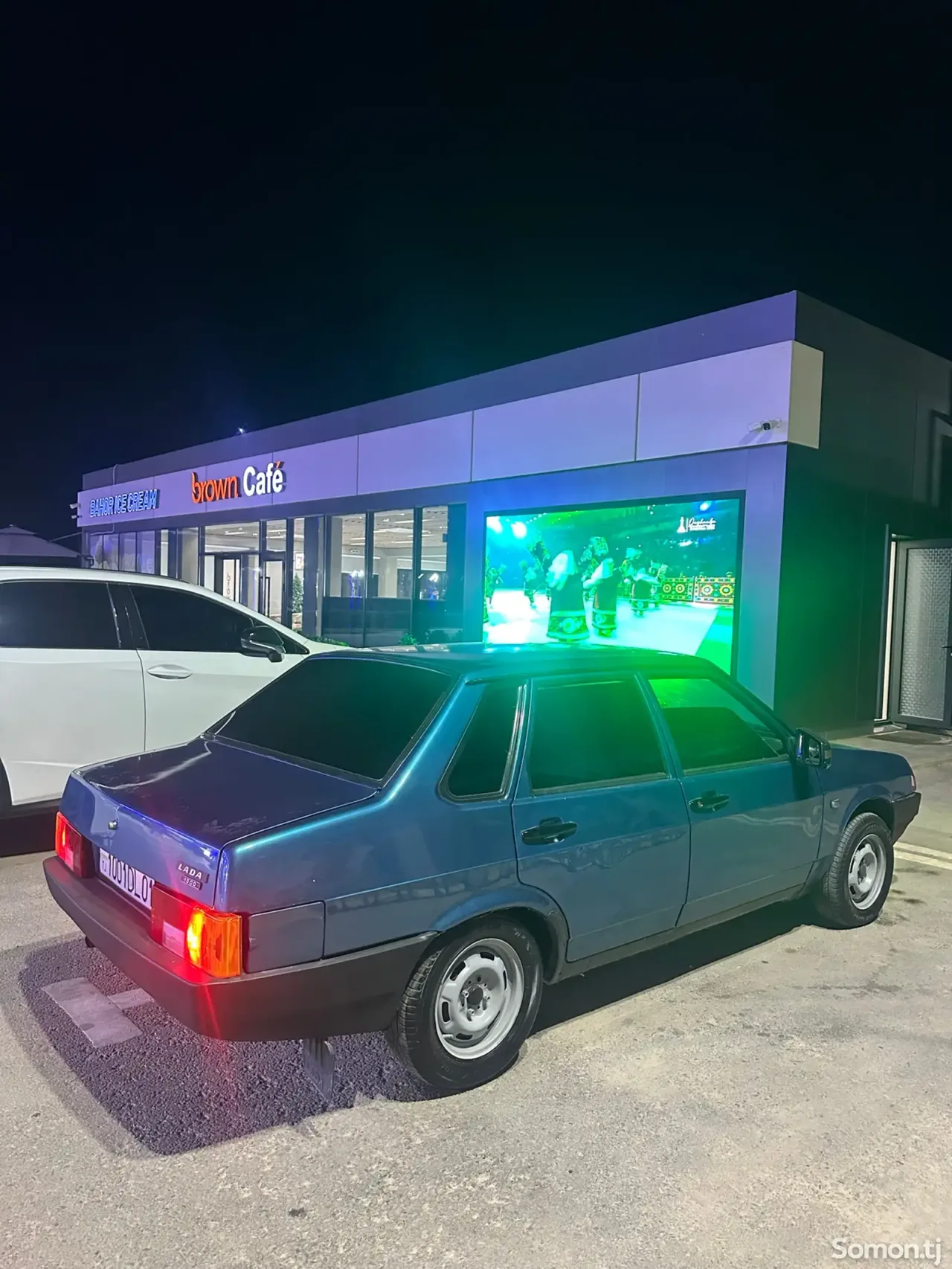 Lada (ВАЗ) 21099 2000 · 1.5 MT