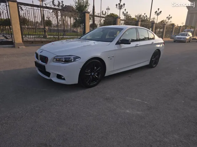 BMW 5 series 2015 · 3.0 AT