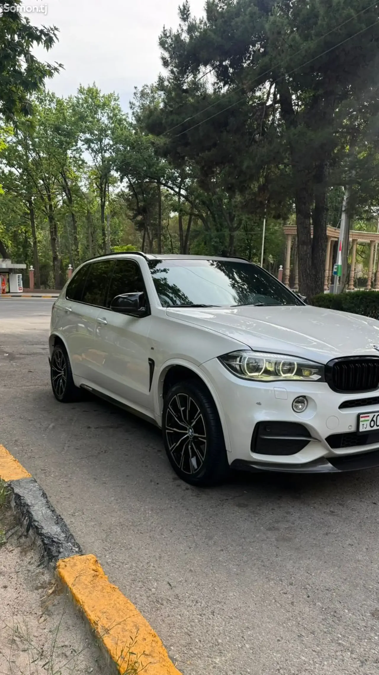 BMW X5 M 2015 · 5.0 AT