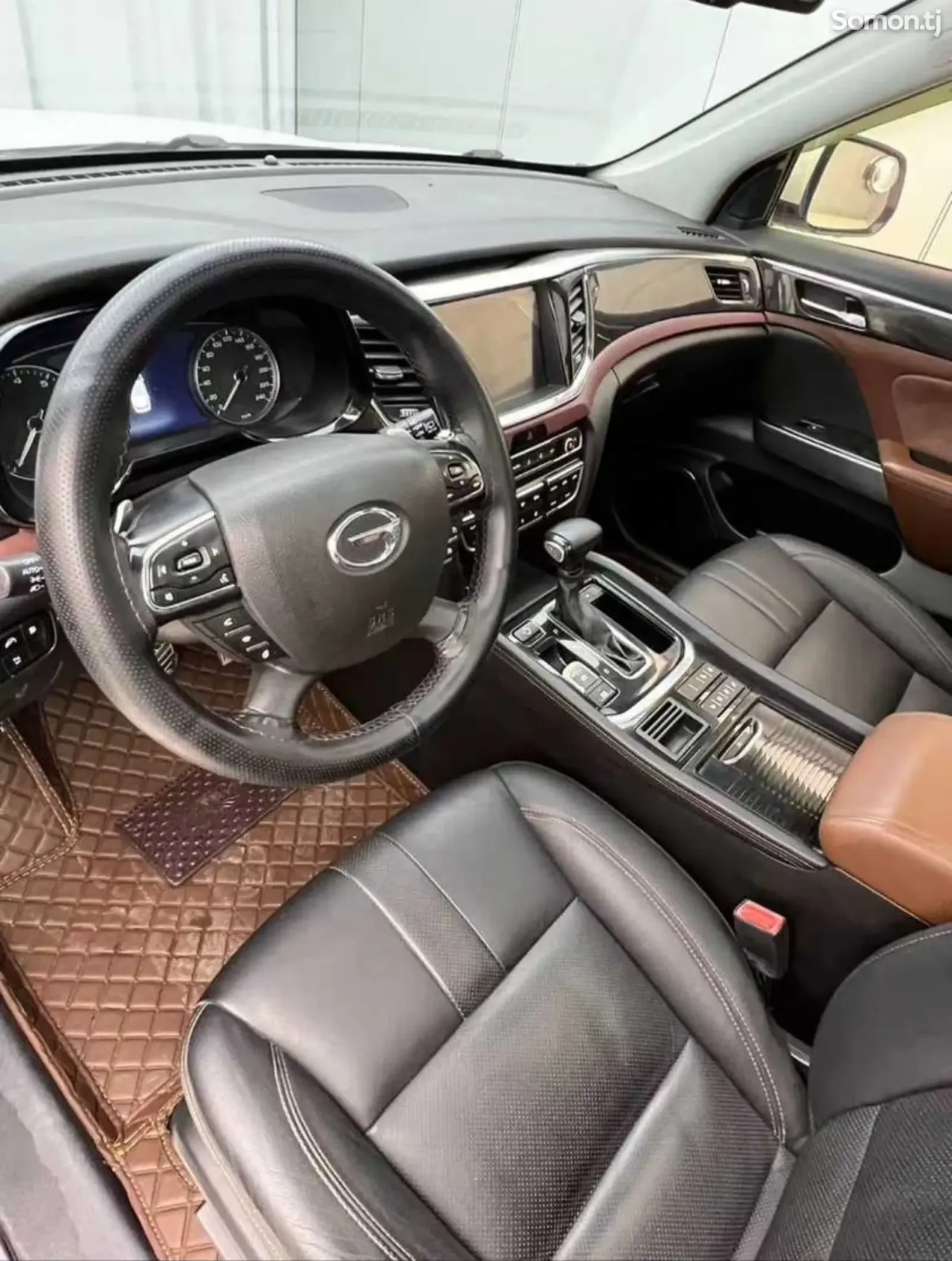 GAC Trumpchi GS8 2017 · 2.0 AT