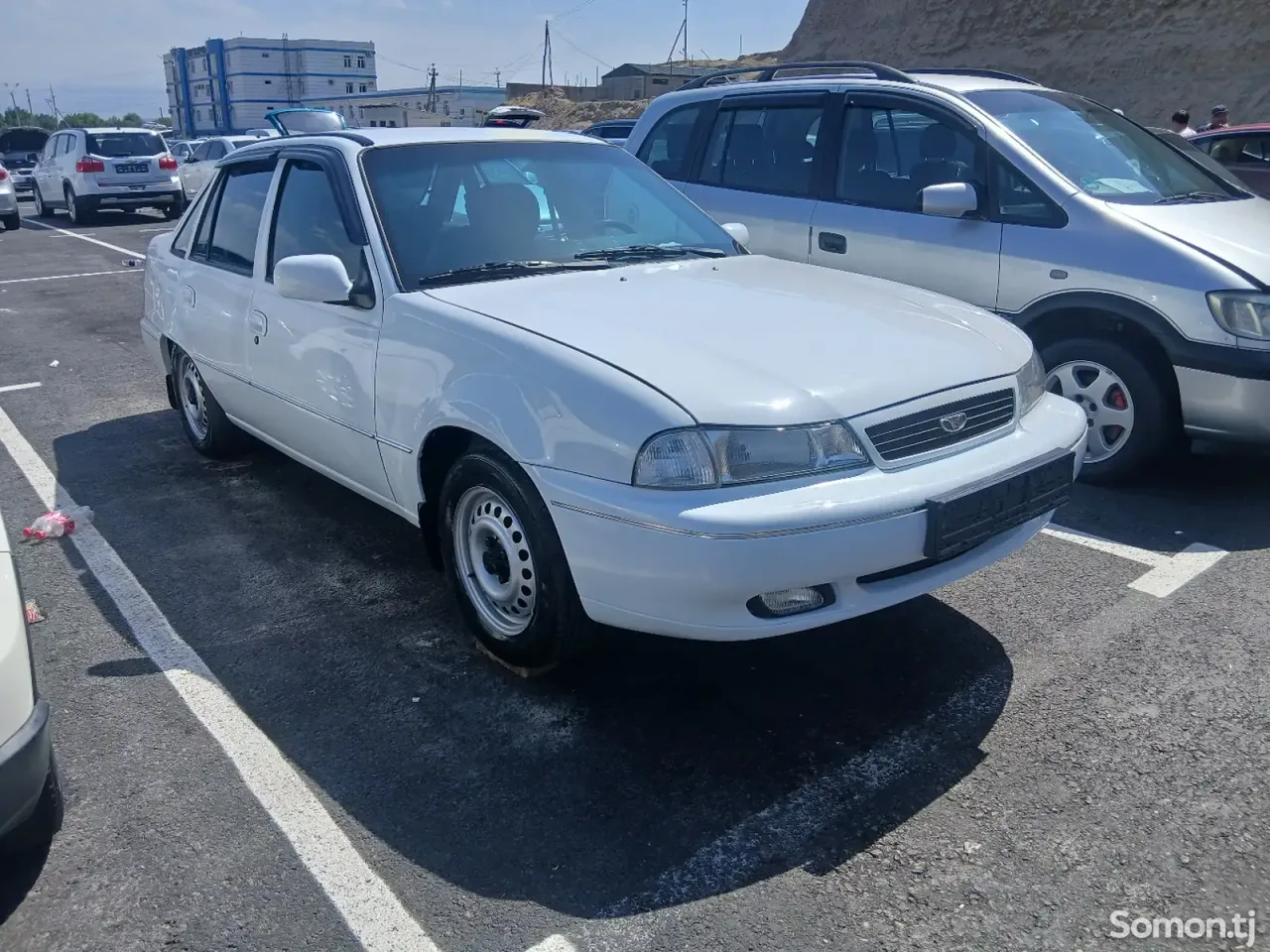 Daewoo Nexia 1995 · 1.5 MT