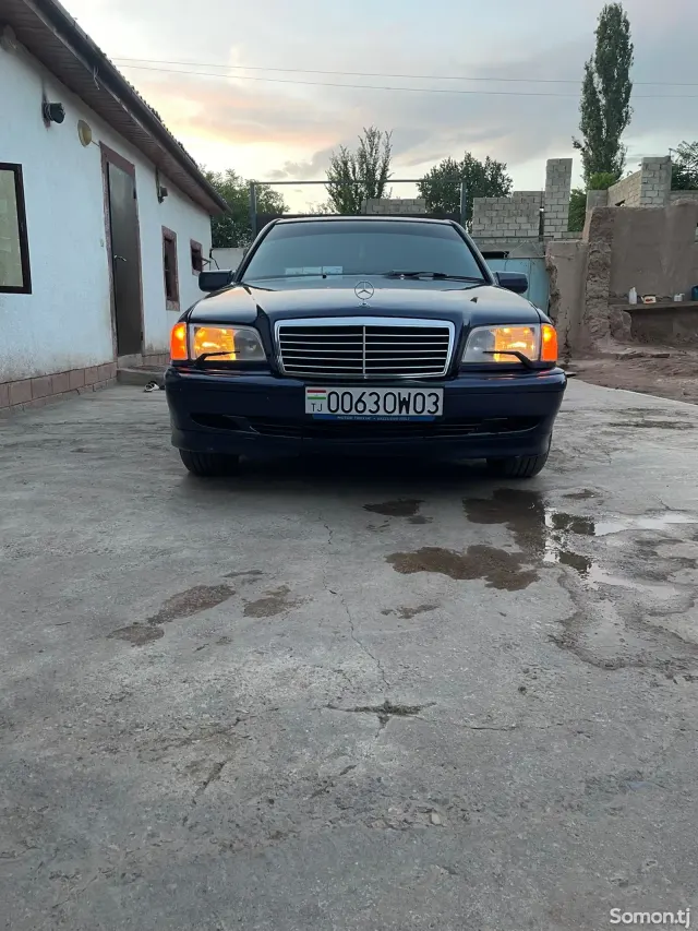 Mercedes-Benz C class 1997 · 1.8 MT