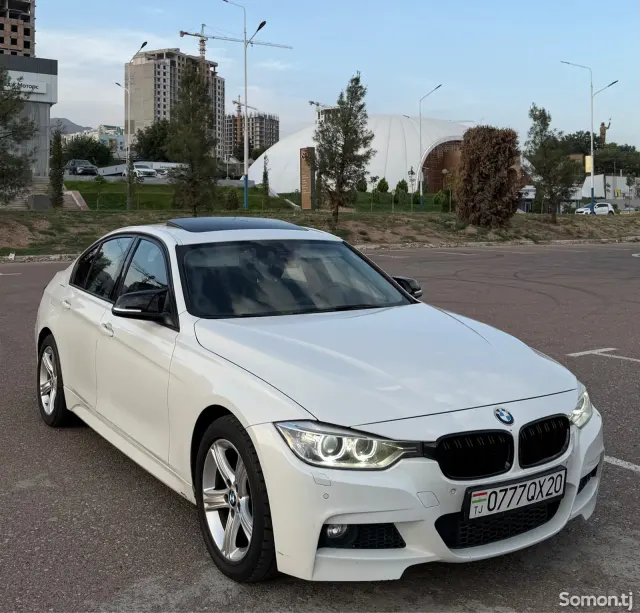 BMW 3 series 2014 · 2.0 AT