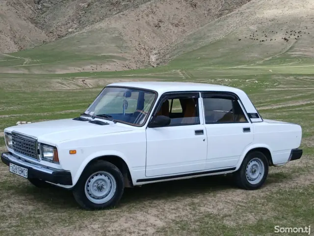 Lada (ВАЗ) 2107 2005 · 0.6 MT