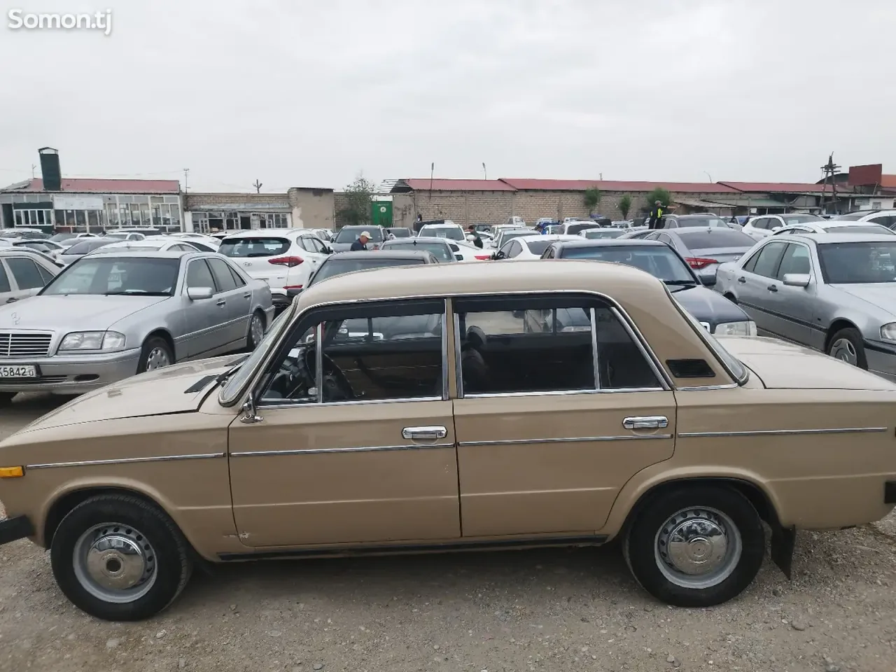 Lada (ВАЗ) 2106 1986 · 1.6 MT