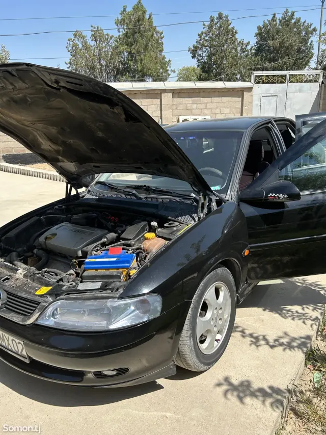 Opel Vectra B 1999 · 1.6 MT