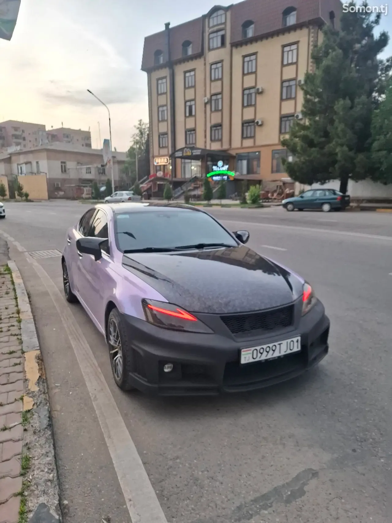 Lexus IS series 2008 · 3.0 AT