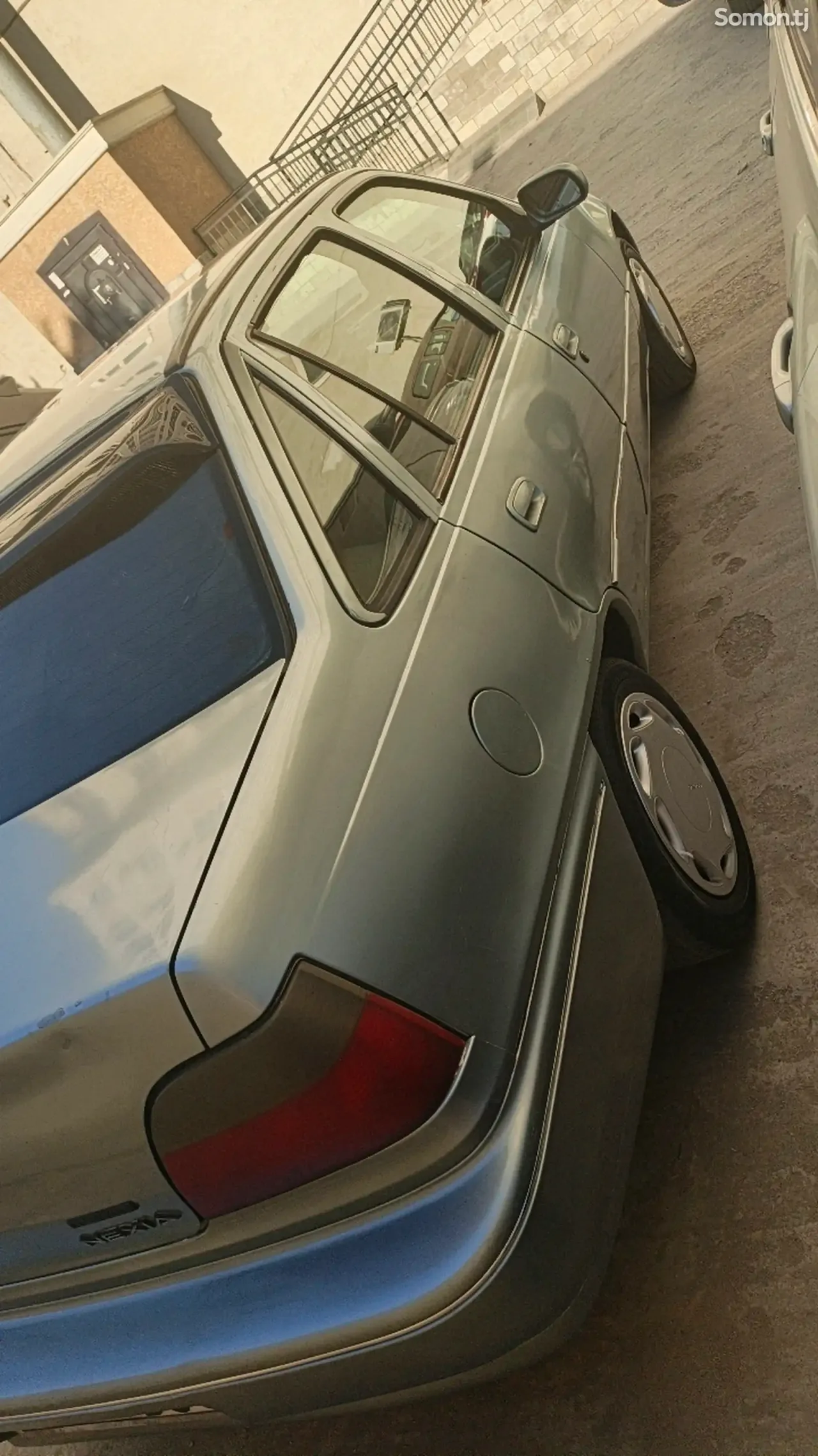 Daewoo Nexia 1996 · 1.6 MT