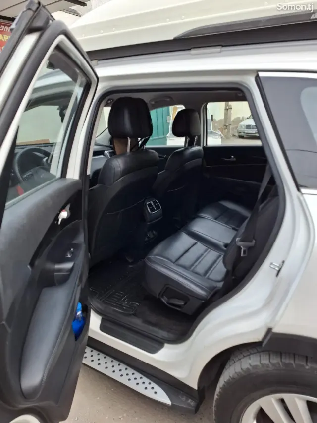 Kia Sorento 2016 · 2.0 AT