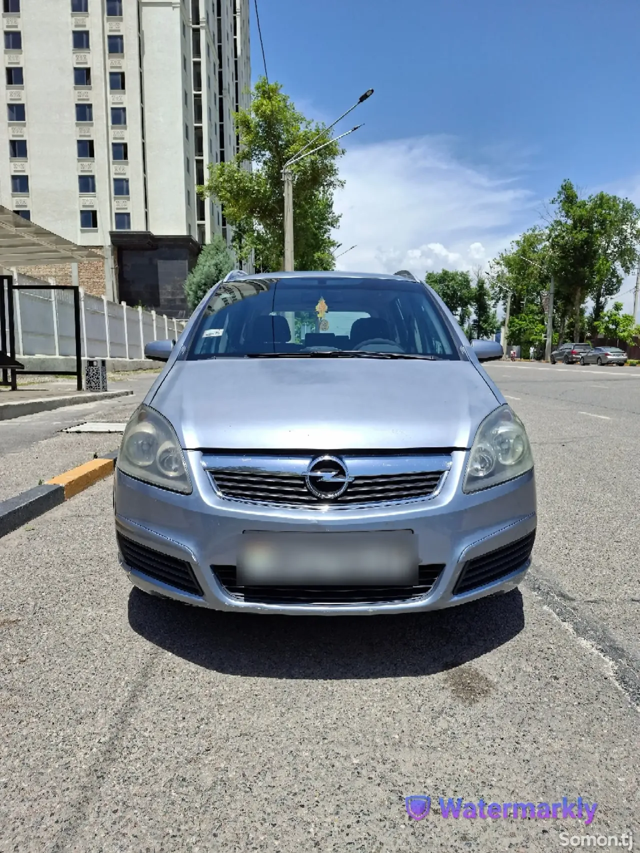 Opel Zafira 2006 · 1.6 MT