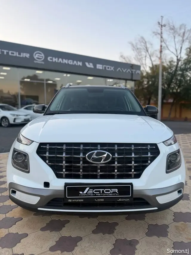 Hyundai Venue 2025 · 1.6 AT