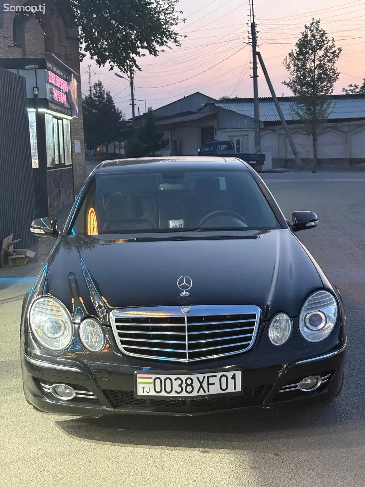 Mercedes-Benz E class 2008 · 4.2 AT