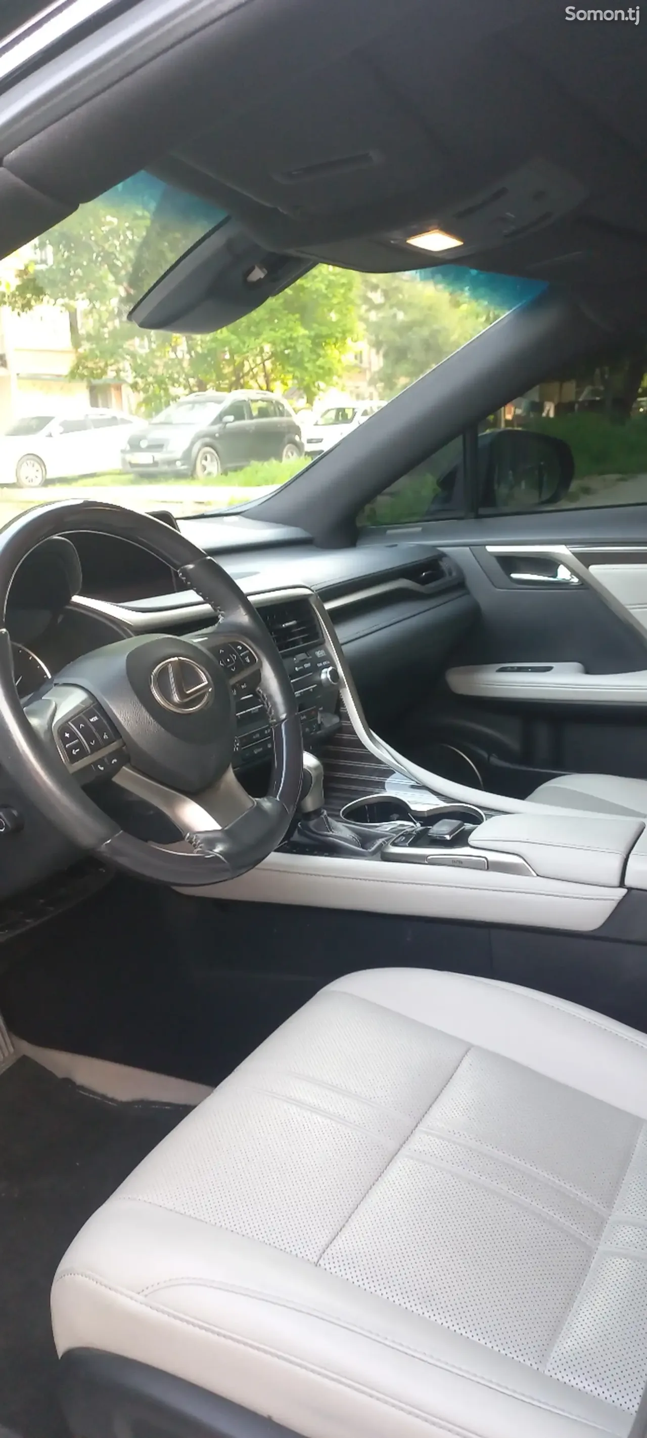 Lexus RX series 2019 · 3.5 AT