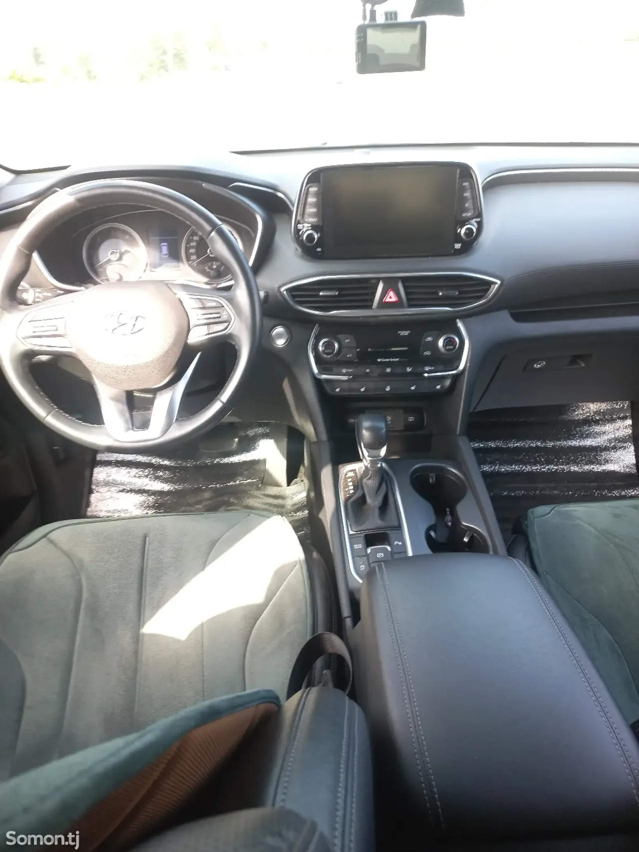 Hyundai Santa Fe 2018 · 2.0 AT
