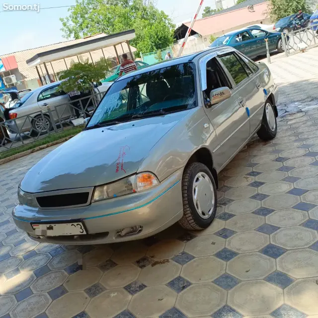 Daewoo Nexia 1996 · 1.6 MT
