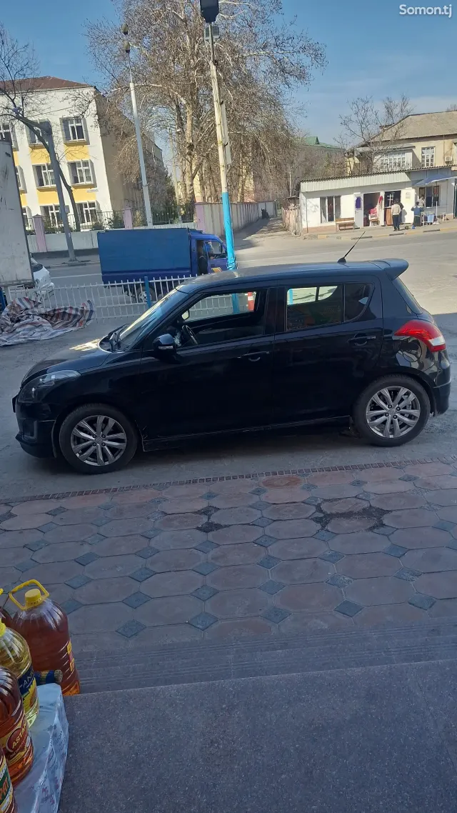 Suzuki Swift 2014 · 1.3 AT