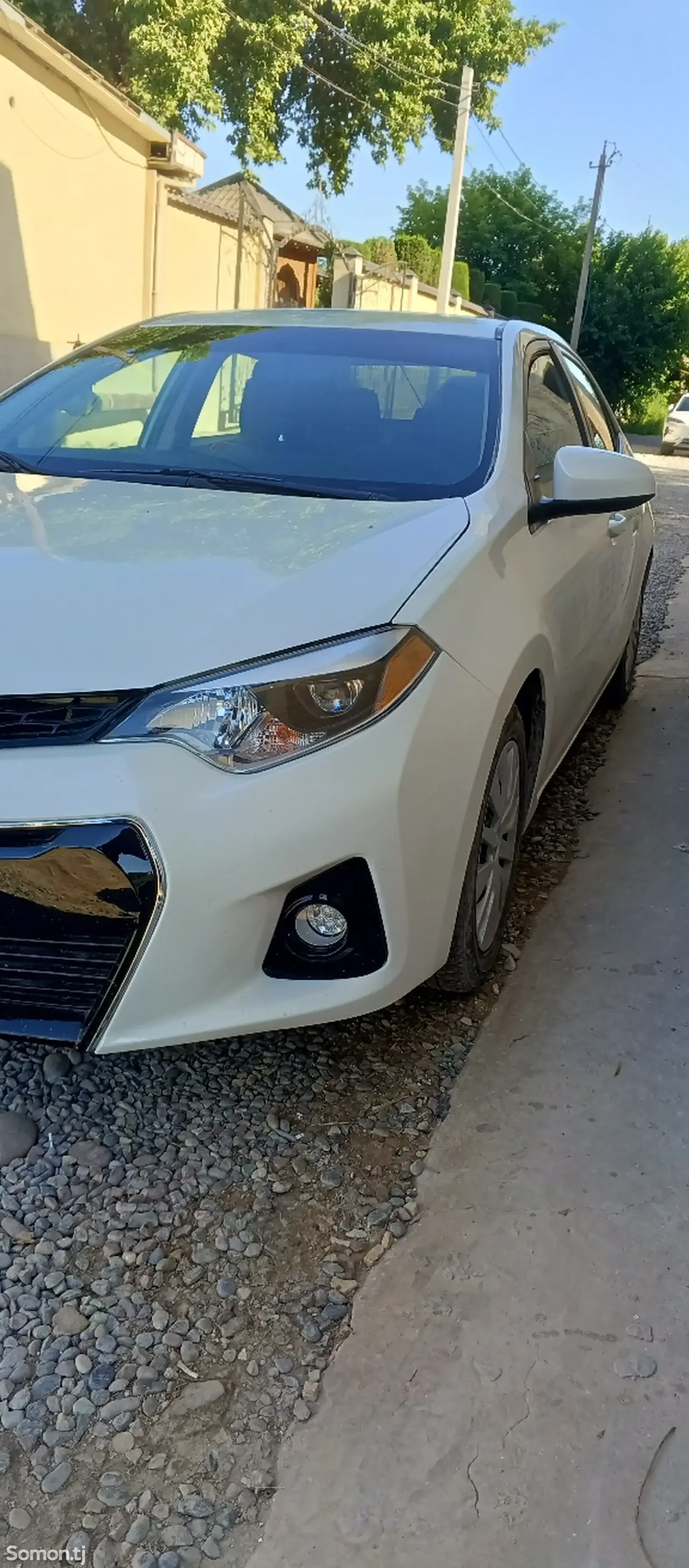 Toyota Corolla 2015 · 1.8 AT
