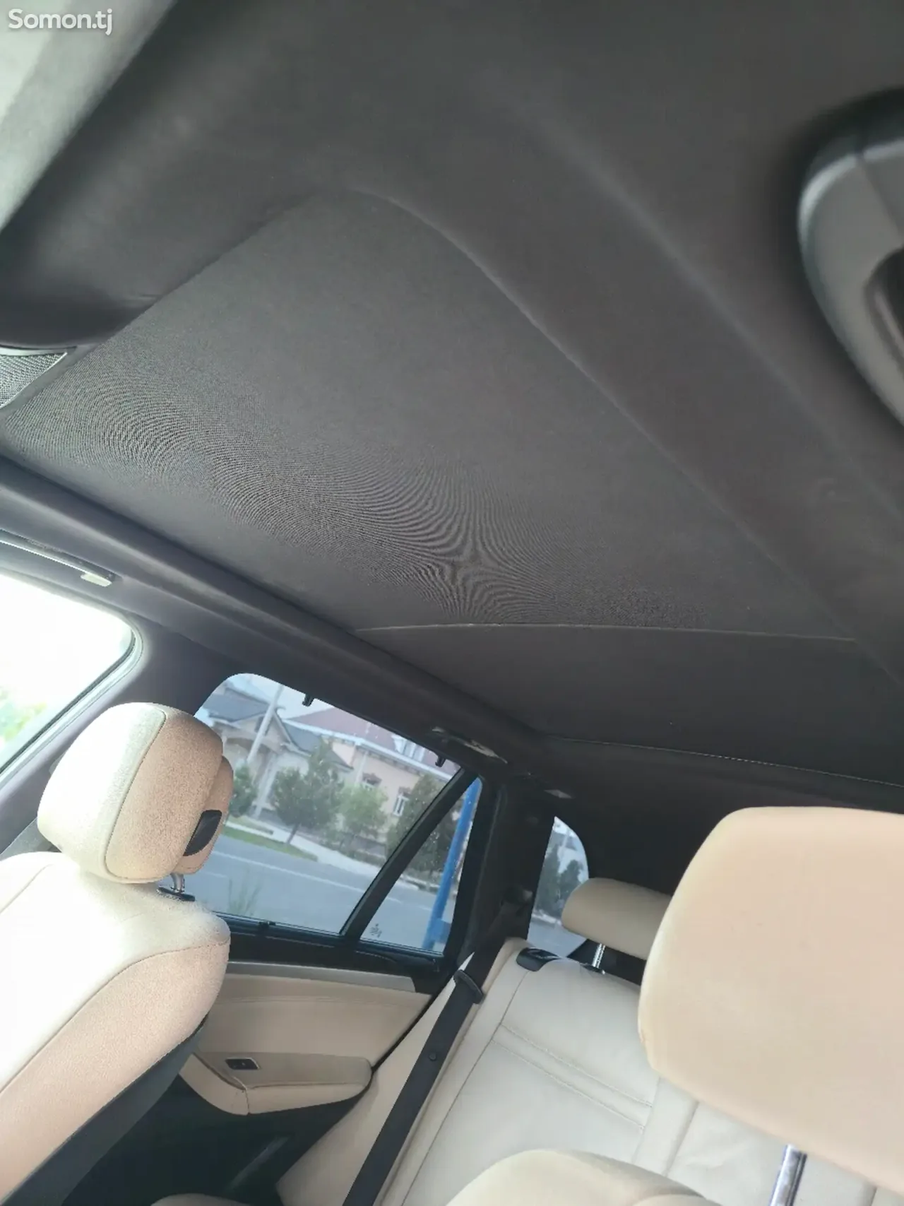 BMW X5 2011 · 3.5 AT