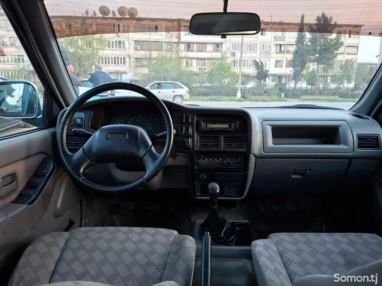 Isuzu D-Max 2008 · 2.6 MT