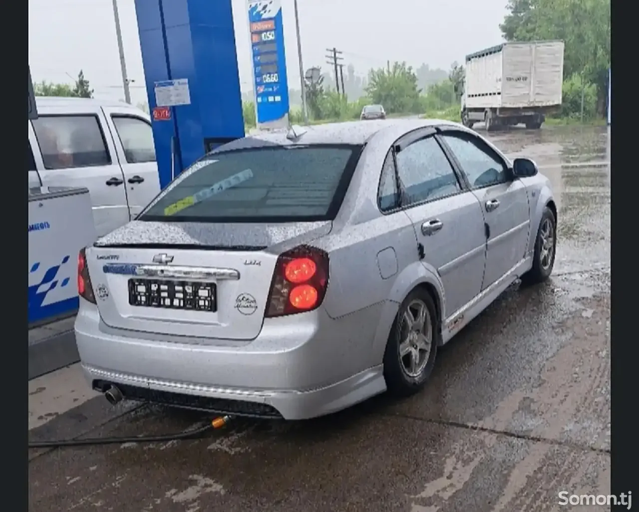 Chevrolet Lacetti 2006 · 1.6 MT