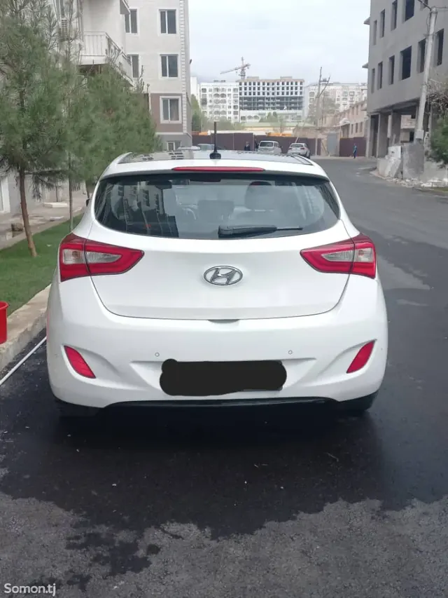 Hyundai i30 2012 · 1.6 AT