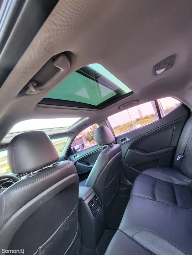 Kia K5 2014 · 2.0 AT