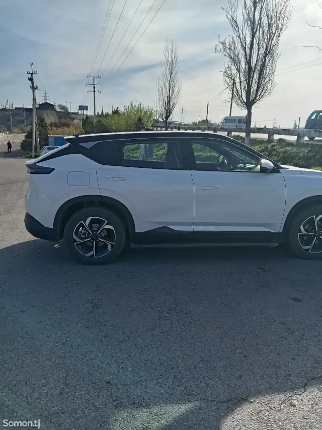 Dongfeng L7 2025 · AT