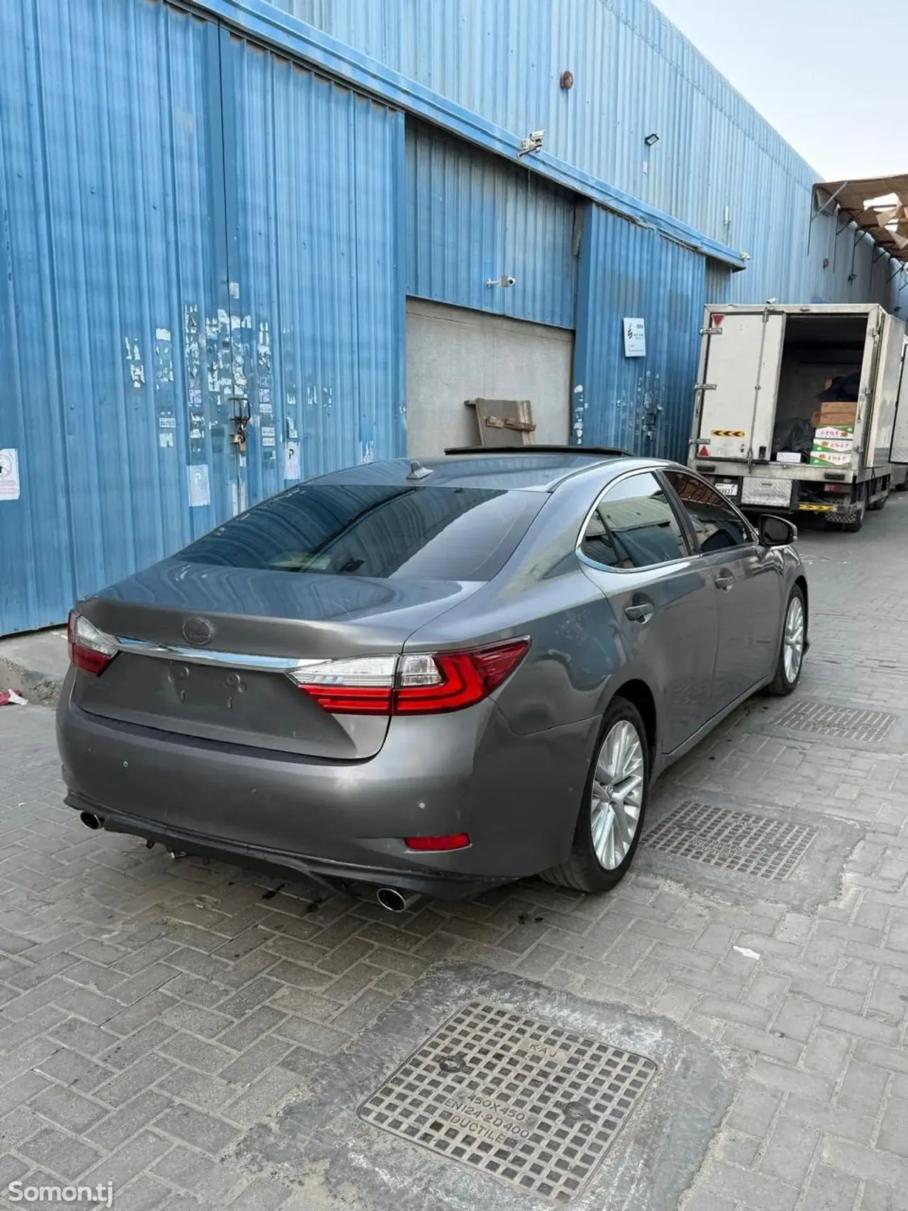 Lexus ES series 2014 · 3.5 AT