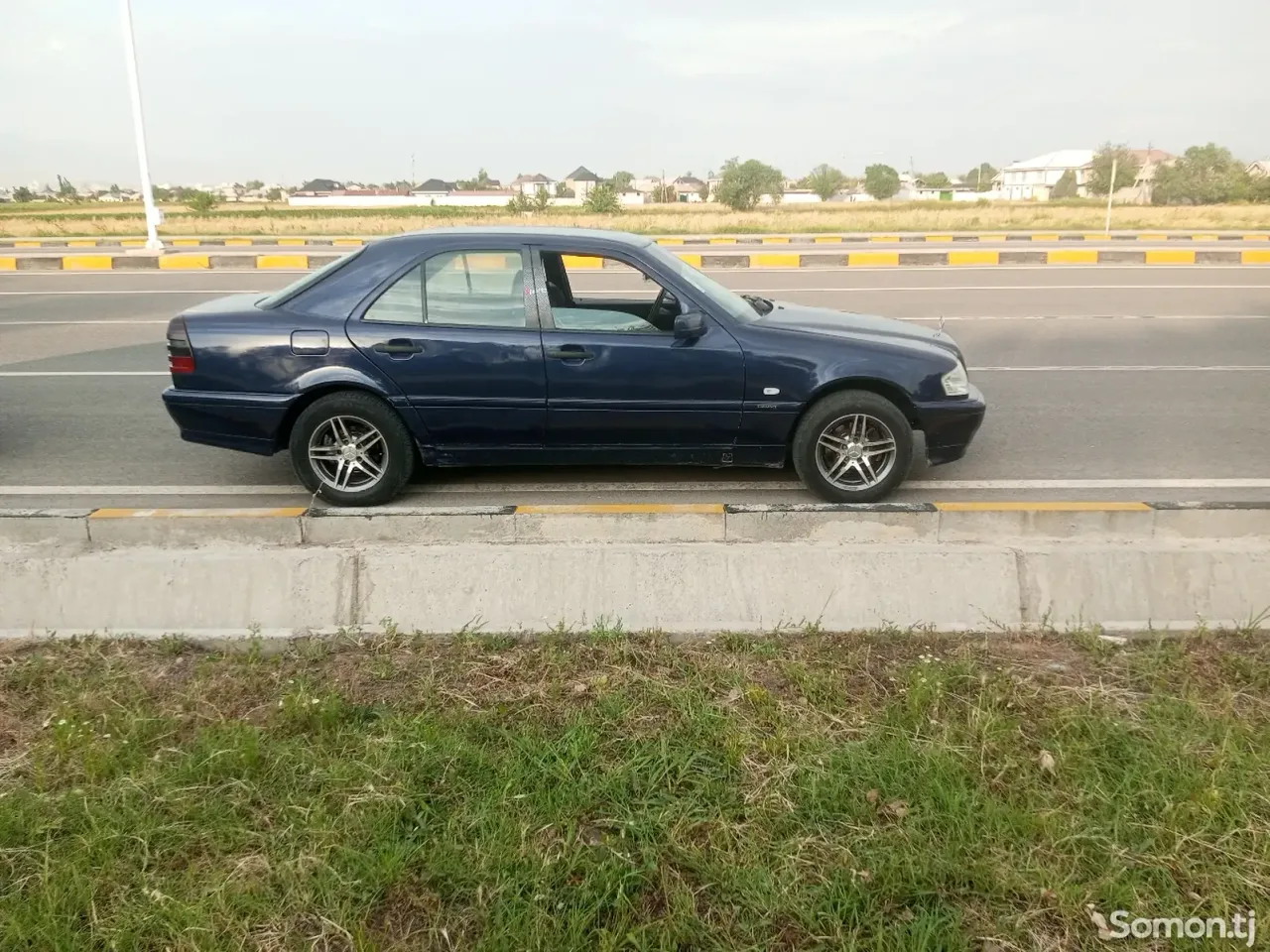 Mercedes-Benz C class 1998 · 2.2 MT