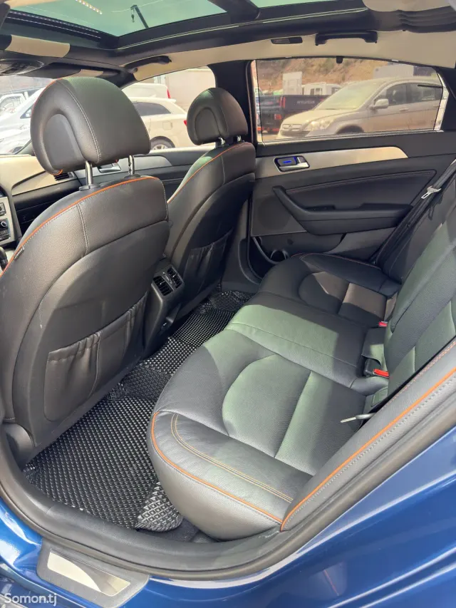 Hyundai Sonata 2015 · 2.0 AT