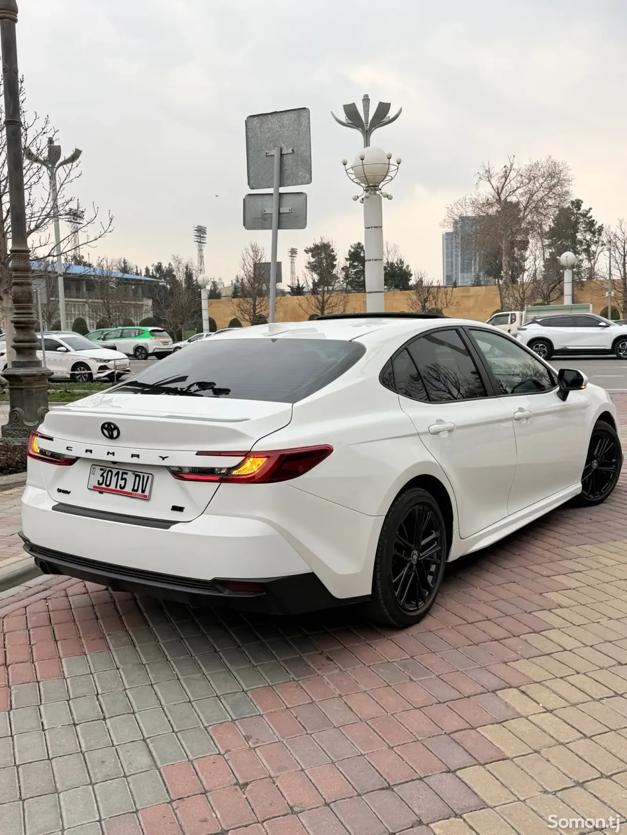 Toyota Camry 2025 · 2.5 CVT