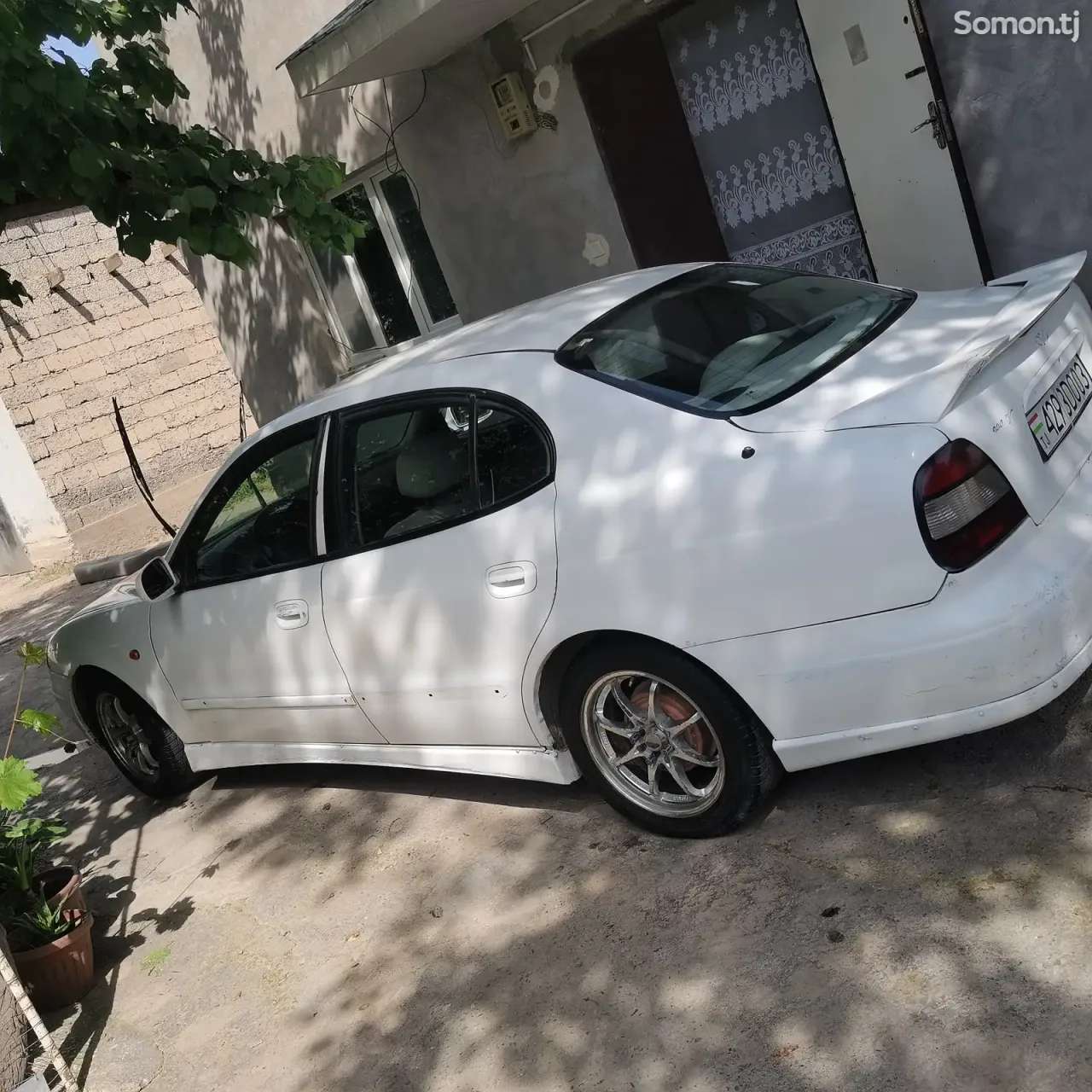 Daewoo Leganza 1997 · 1.8 MT