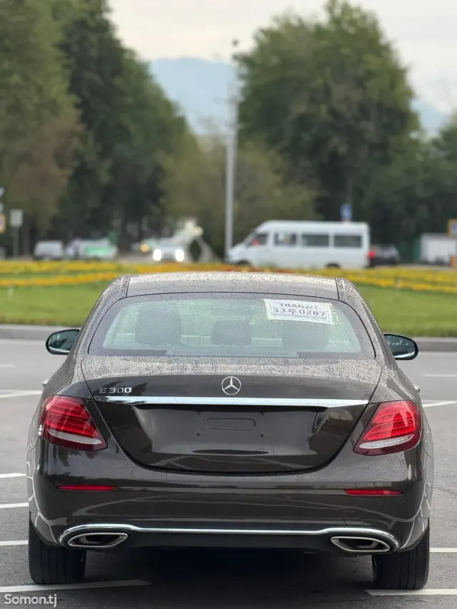 Mercedes-Benz E class 2016 · 3.0 AT
