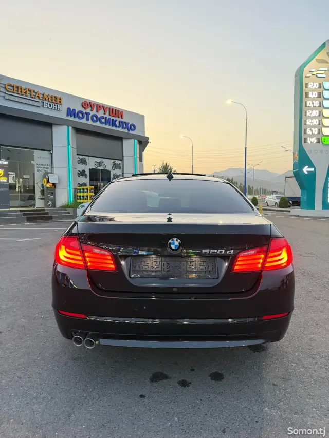 BMW 5 series 2013 · 2.0 AT