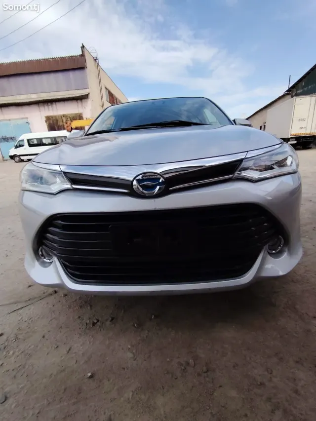 Toyota Fielder 2015 · 1.5 AT