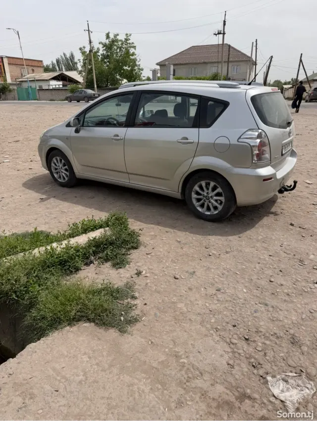 Toyota Corolla Verso 2007 · 1.8 MT