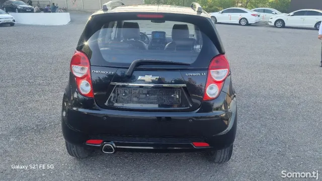 Chevrolet Spark 2014 · 1.4 AT