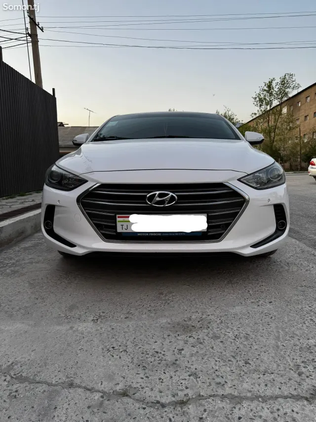 Hyundai Avante 2016 · 1.6 AT