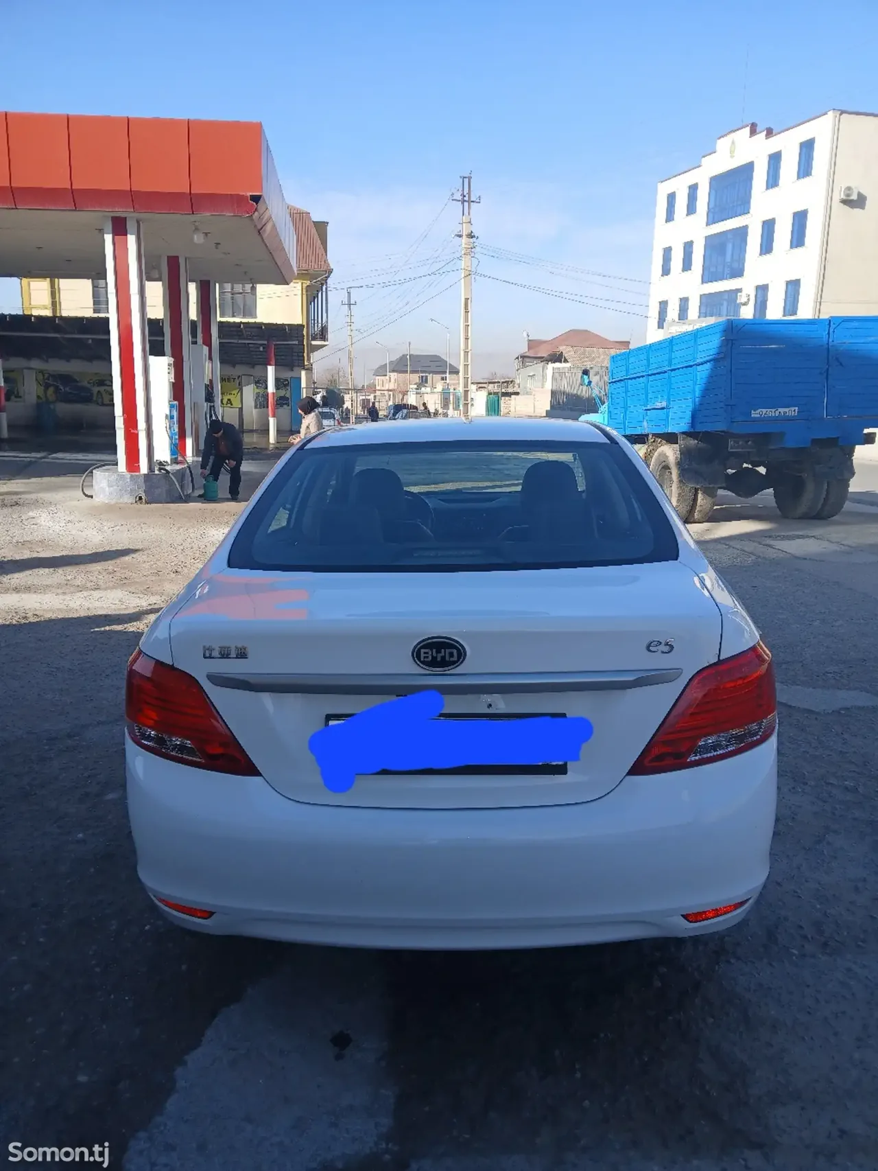 BYD E5 2019 · AT