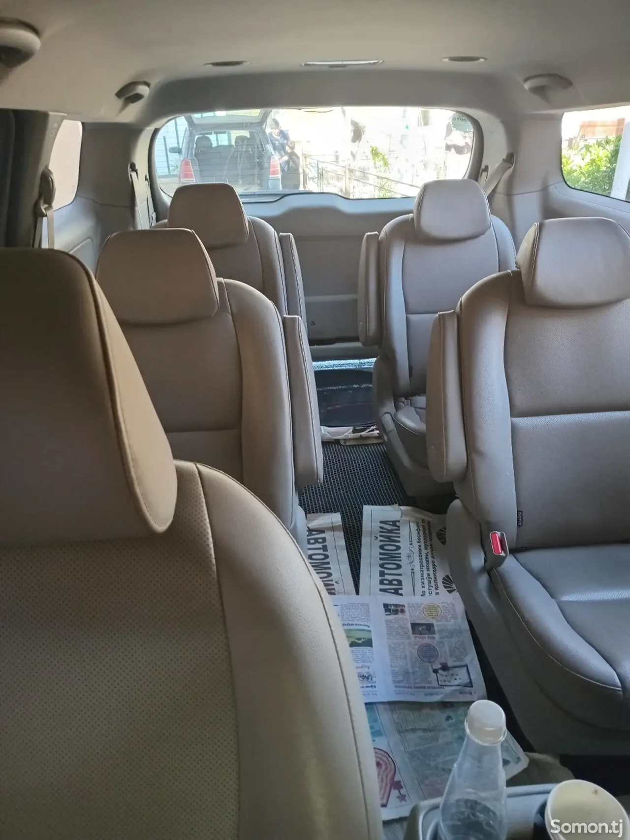 Kia Carnival 2016 · 2.2 AT