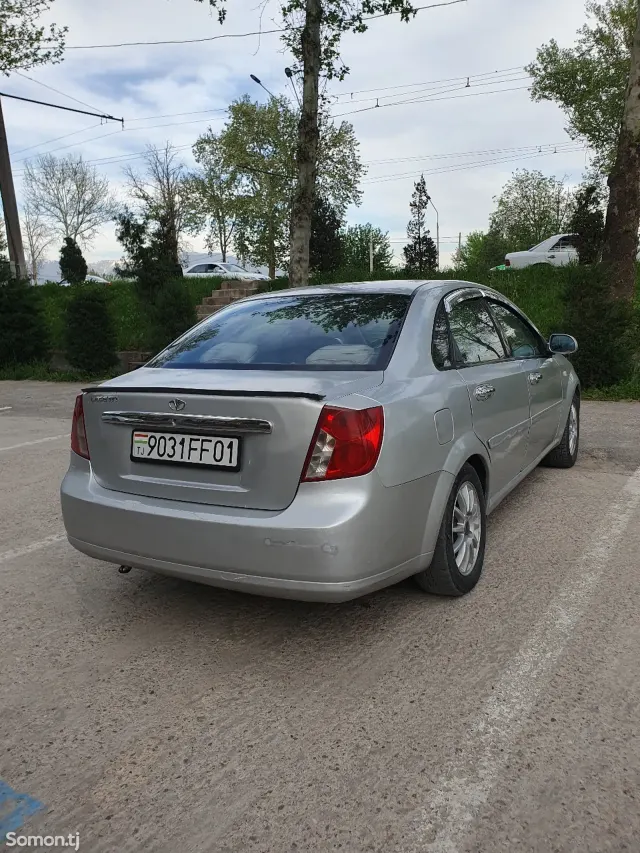 Daewoo Lacetti 2005 · 1.8 MT