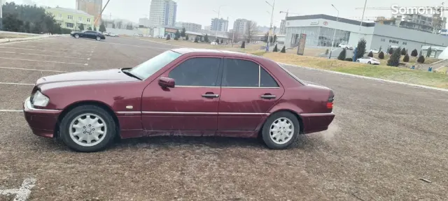 Mercedes-Benz C class 1999 · 2.5 AT