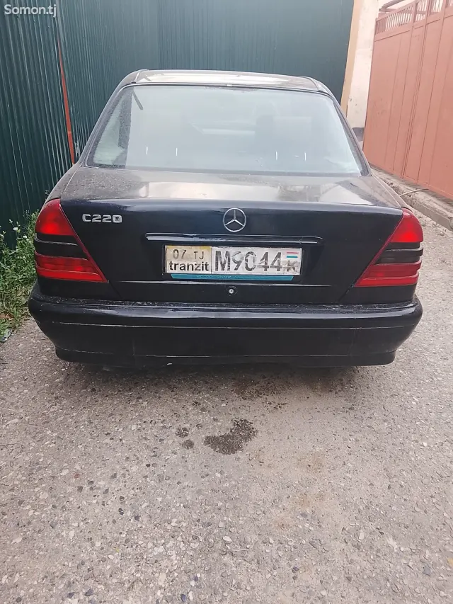 Mercedes-Benz C class 1998 · 2.2 MT